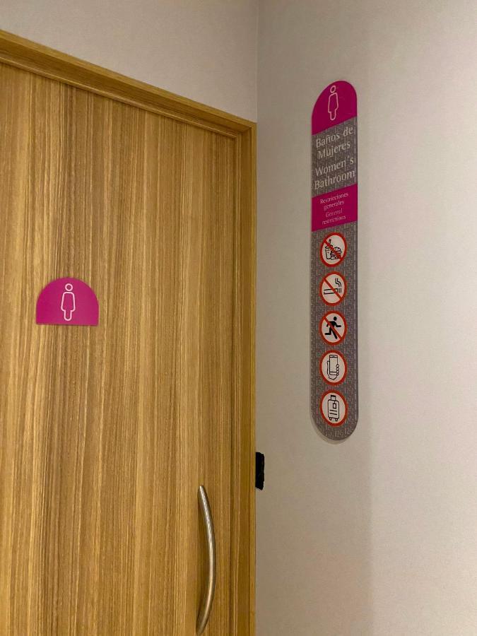 Izzzleep Wtc Mexico Hotel Ngoại thất bức ảnh